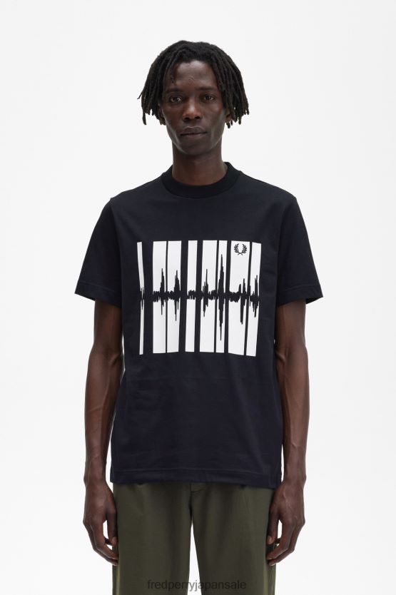 サウンドウェーブ グラフィック T シャツ 男性 Fred Perry 黒 F0R402534 衣類